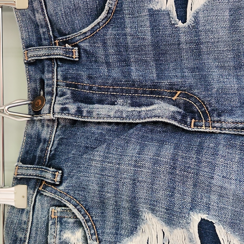 Hollister, Shorts, Sz w25, 3 Front Pockets and 2 Back Pockets. - Picture 4 of 11